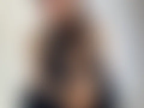 Darf ich mich Vorstellen ^^ - Felize , 30 Jahre eine zeigefreudige freche Milf, verspielt und nicht satt zu bekommen ;) meine Inhalte sind Exklusiv und so auch der Blick in meine Intimsten Momente :*