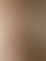 Ein paar heiße Fotos. Willst du sehen was sich darunter verbirgt ?